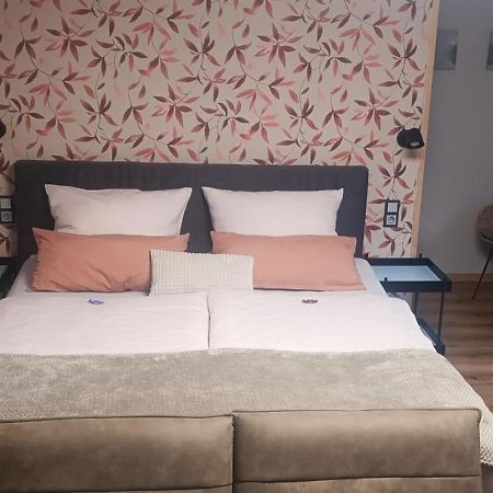 Haus Mari Appartement Niederwiesa Buitenkant foto