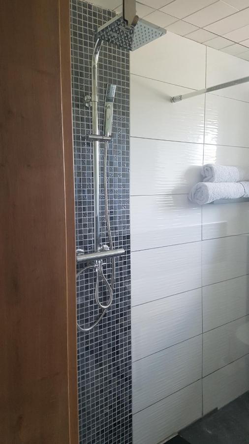 Haus Mari Appartement Niederwiesa Buitenkant foto